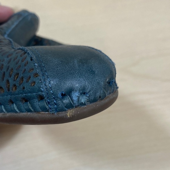 PIKOLINOS Romana Teal Leather Slingback with Floral Cutouts - Picture 12 of 12